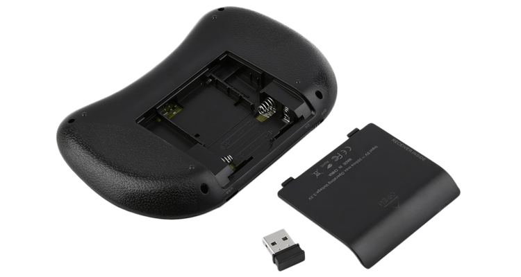 Mini Tastatura Wireless cu Touchpad